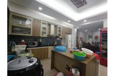 Siêu phẩm Nguyễn Ngọc Nại,  62m2, 5,2 tỷ, thoáng trước sau, tặng nội thất.